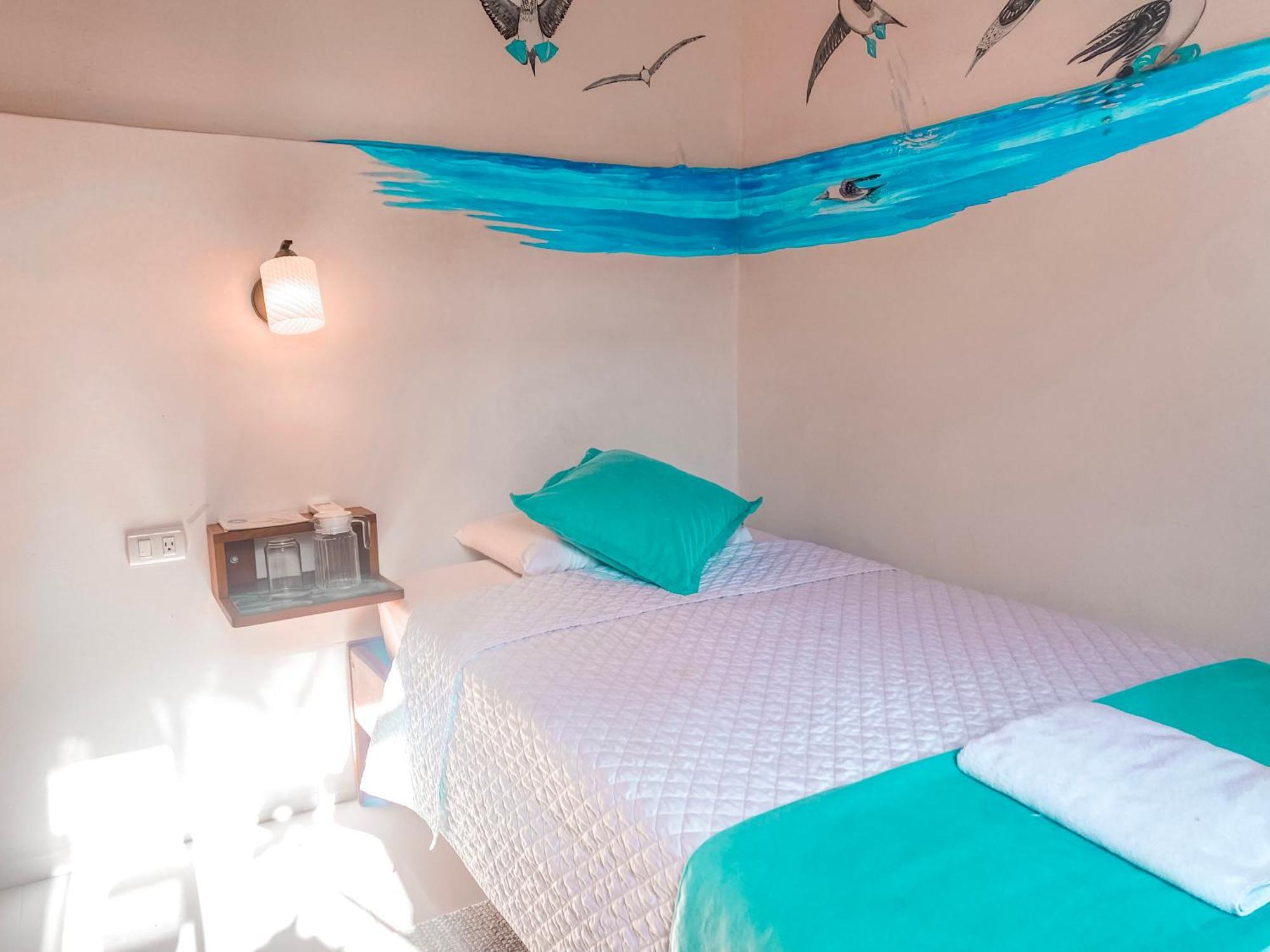 Hotel Coral Blanco With High Speed Internet Starlink And Galapagos Tour Operator Puerto Villamil Bagian luar foto