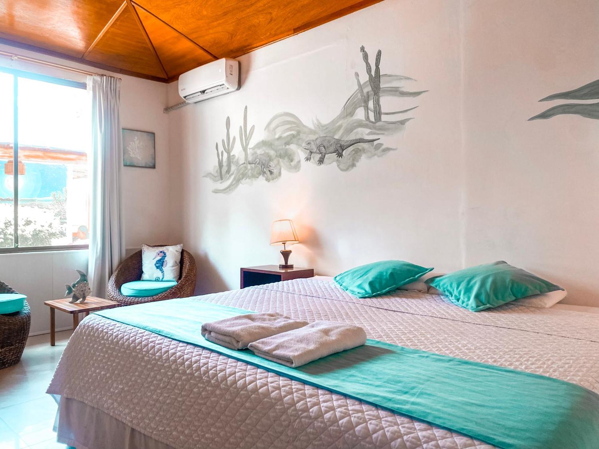 Hotel Coral Blanco With High Speed Internet Starlink And Galapagos Tour Operator Puerto Villamil Bagian luar foto