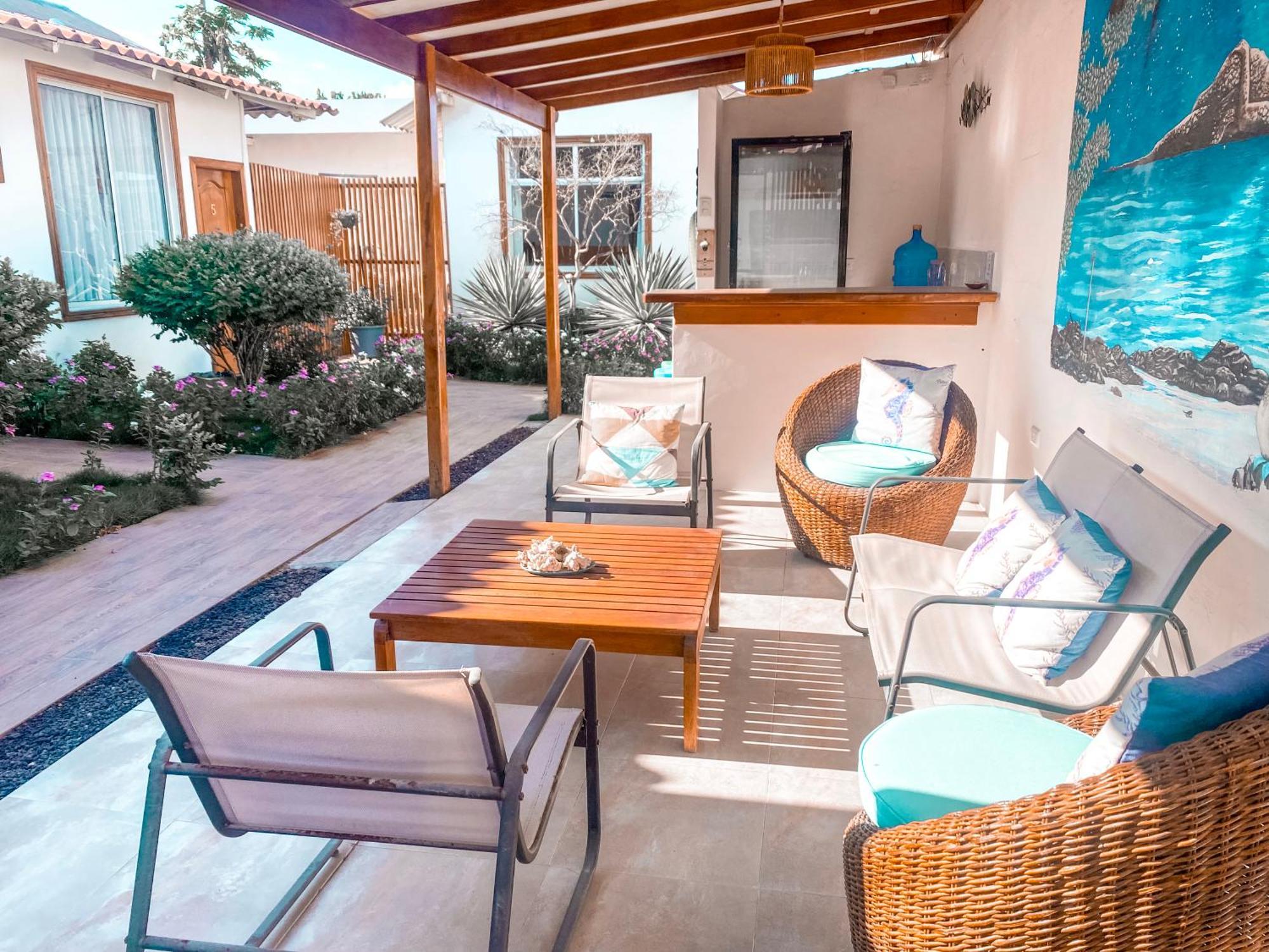 Hotel Coral Blanco With High Speed Internet Starlink And Galapagos Tour Operator Puerto Villamil Bagian luar foto