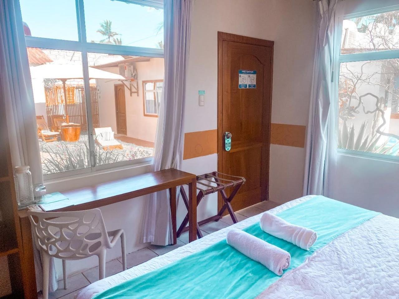Hotel Coral Blanco With High Speed Internet Starlink And Galapagos Tour Operator Puerto Villamil Bagian luar foto